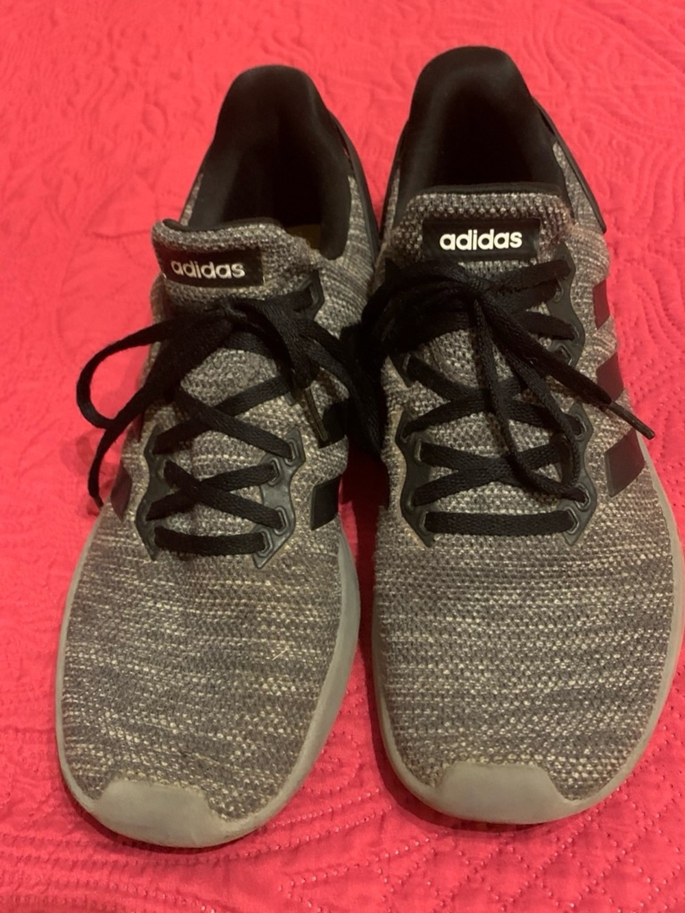 adidas Men’s Gray Knit Athletic Sneakers with Black Details size 8